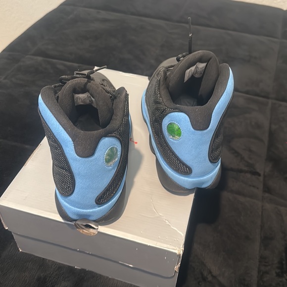 Air Jordan 13 - Picture 4 of 8